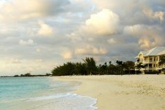 開曼公司的股權增資